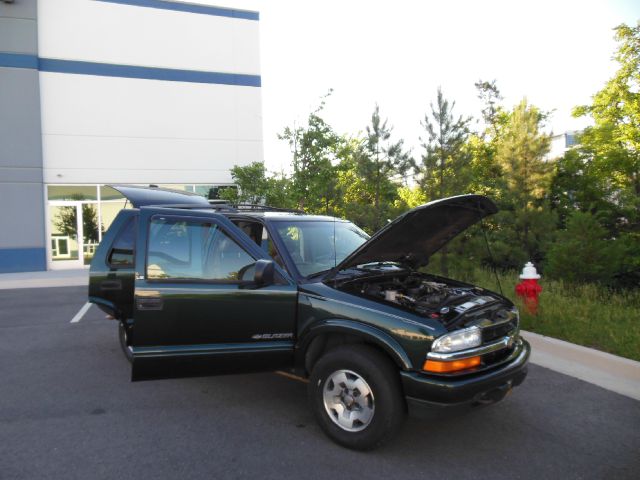 2002 Chevrolet Blazer AWD A SR