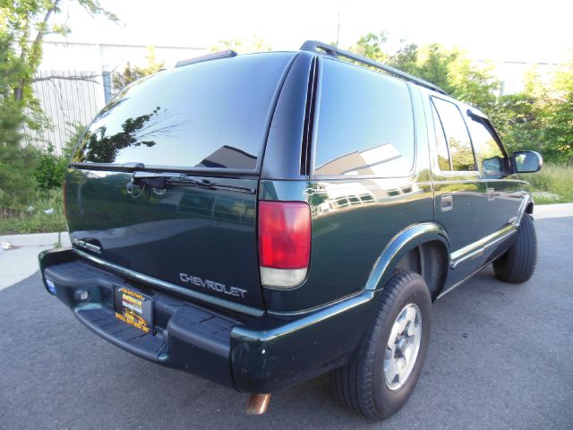 2002 Chevrolet Blazer AWD A SR