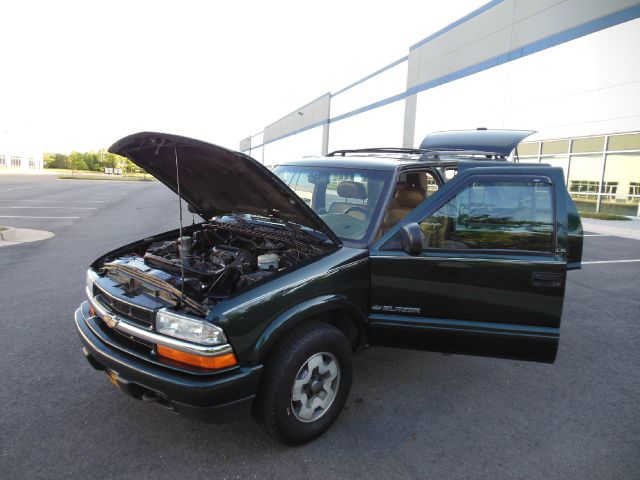 2002 Chevrolet Blazer AWD A SR