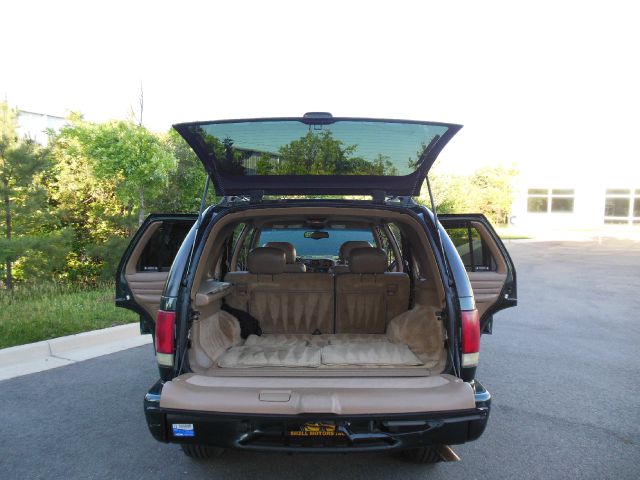 2002 Chevrolet Blazer AWD A SR