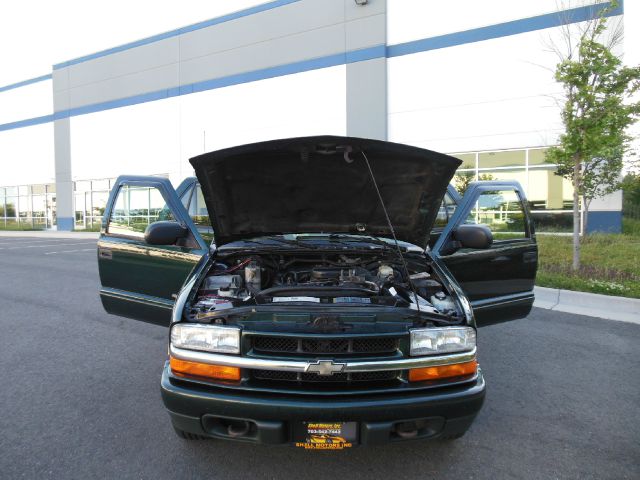 2002 Chevrolet Blazer AWD A SR