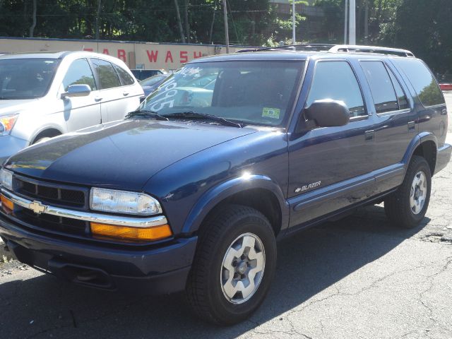 2002 Chevrolet Blazer AWD A SR