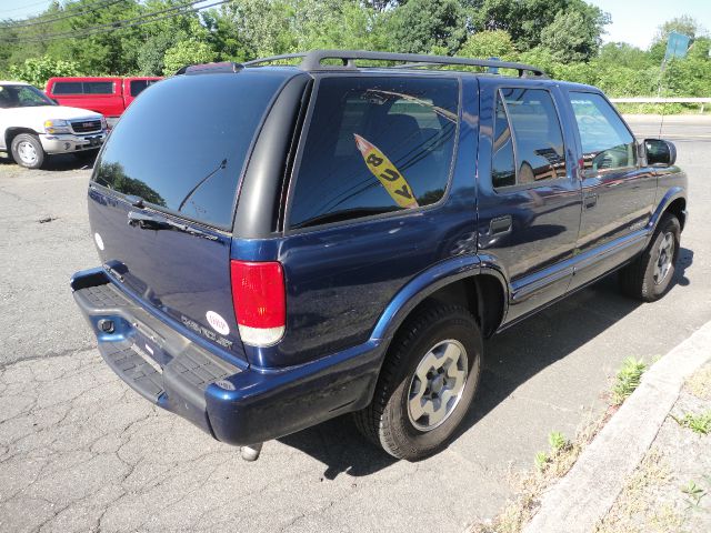 2002 Chevrolet Blazer AWD A SR