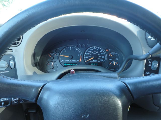 2002 Chevrolet Blazer AWD A SR