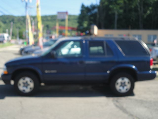 2002 Chevrolet Blazer AWD A SR