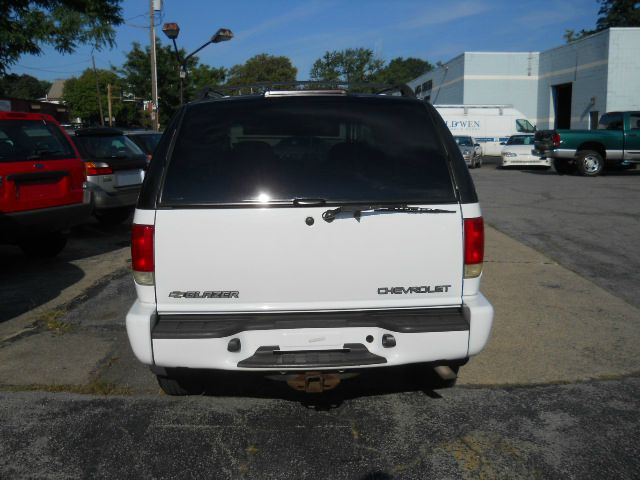 2002 Chevrolet Blazer AWD A SR