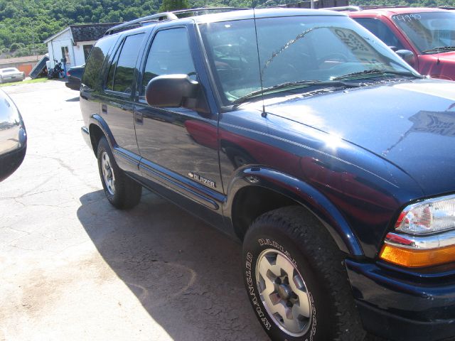 2002 Chevrolet Blazer AWD A SR