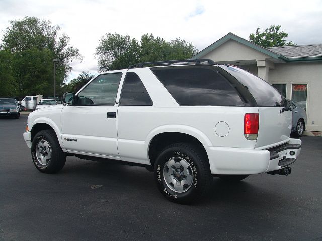 2002 Chevrolet Blazer AWD A SR