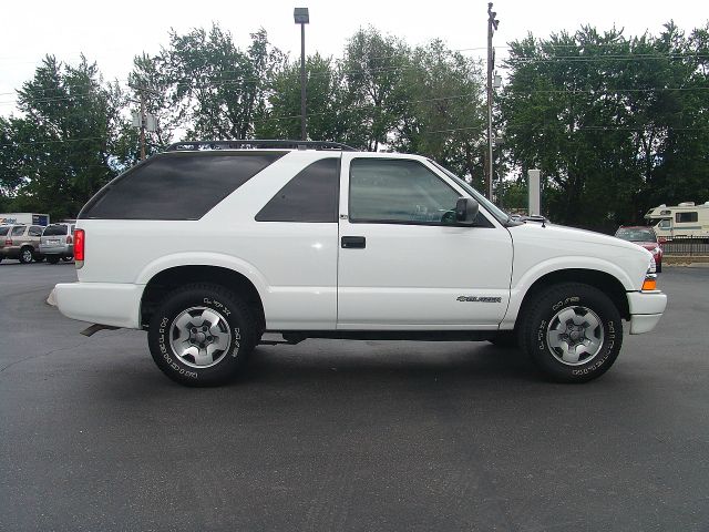 2002 Chevrolet Blazer AWD A SR