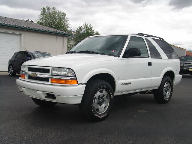 2002 Chevrolet Blazer AWD A SR