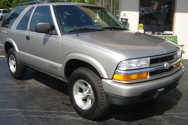 2002 Chevrolet Blazer FWD 4dr SE