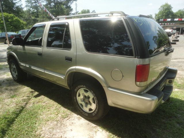 2002 Chevrolet Blazer AWD A SR