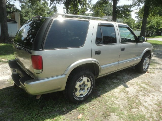 2002 Chevrolet Blazer AWD A SR