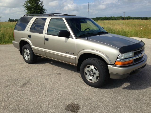 2002 Chevrolet Blazer AWD A SR