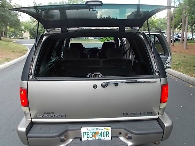 2002 Chevrolet Blazer AWD A SR