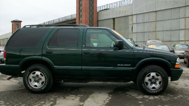 2002 Chevrolet Blazer AWD A SR