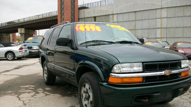 2002 Chevrolet Blazer AWD A SR