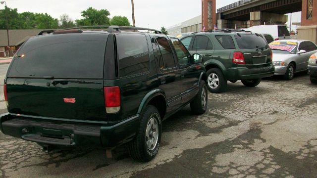 2002 Chevrolet Blazer AWD A SR