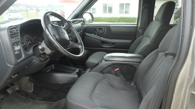 2003 Chevrolet Blazer AWD A SR