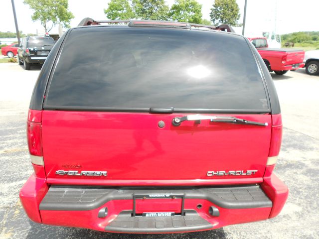 2003 Chevrolet Blazer AWD A SR