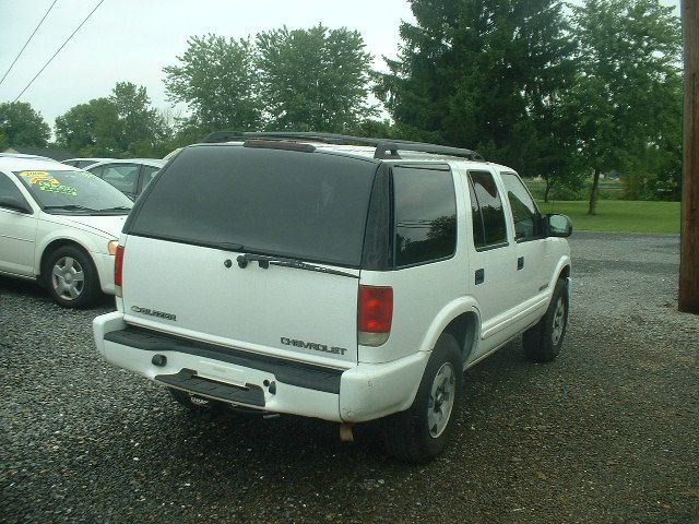 2003 Chevrolet Blazer AWD A SR