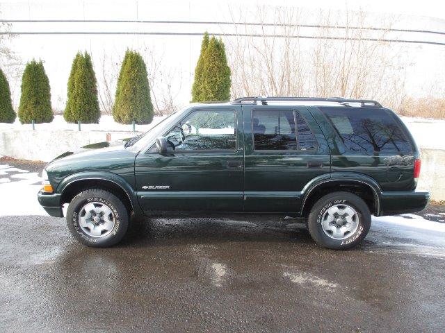 2003 Chevrolet Blazer AWD A SR