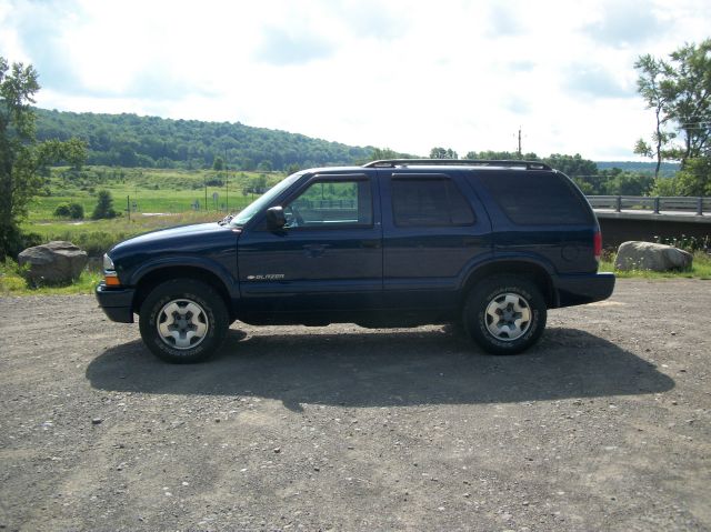 2003 Chevrolet Blazer AWD A SR