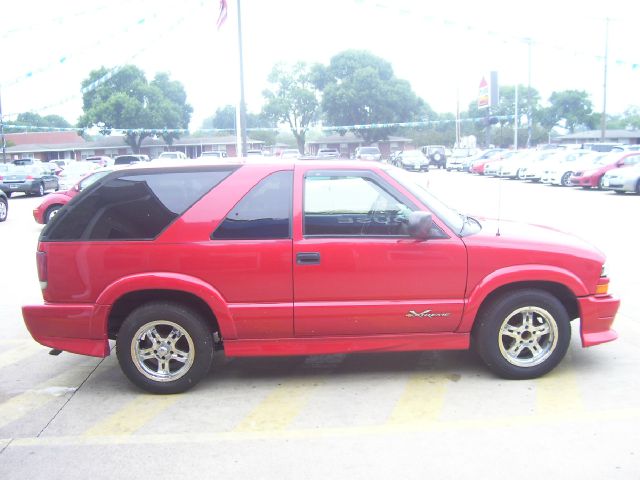 2003 Chevrolet Blazer Awd,roof,luxury