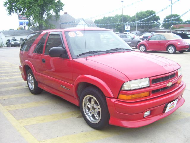 2003 Chevrolet Blazer Awd,roof,luxury