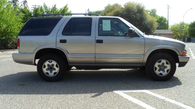 2003 Chevrolet Blazer AWD A SR