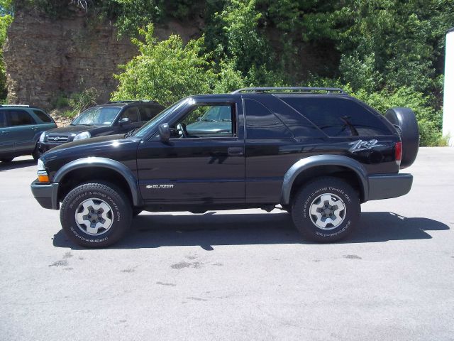 2004 Chevrolet Blazer AWD A SR