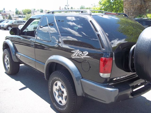 2004 Chevrolet Blazer AWD A SR