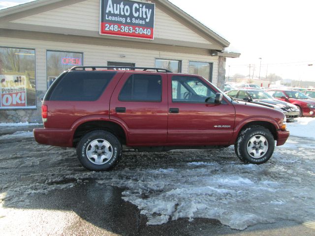 2004 Chevrolet Blazer AWD A SR