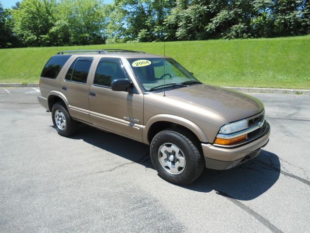 2004 Chevrolet Blazer AWD A SR