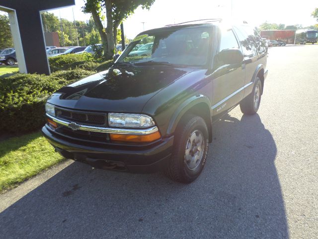 2004 Chevrolet Blazer AWD A SR