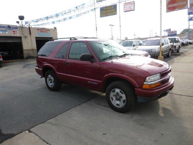 2004 Chevrolet Blazer Ram 3500 Diesel 2-WD