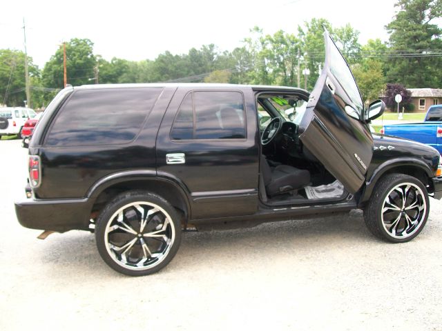 2004 Chevrolet Blazer AWD A SR