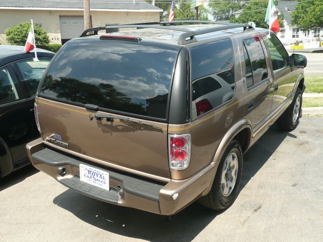 2004 Chevrolet Blazer AWD A SR