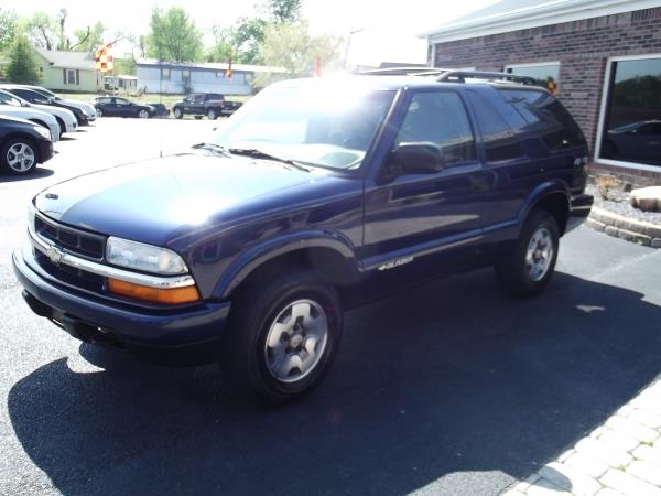 2004 Chevrolet Blazer 24 Box