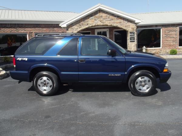 2004 Chevrolet Blazer 24 Box