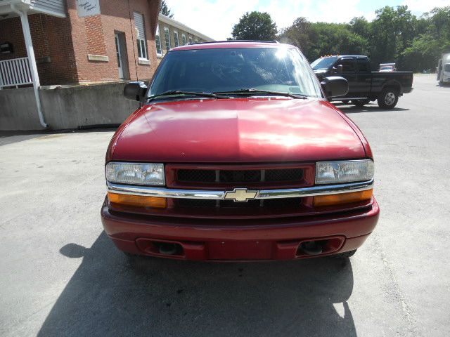 2004 Chevrolet Blazer AWD A SR