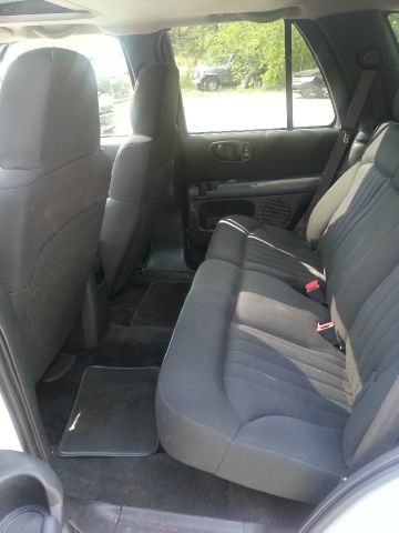 2004 Chevrolet Blazer AWD A SR