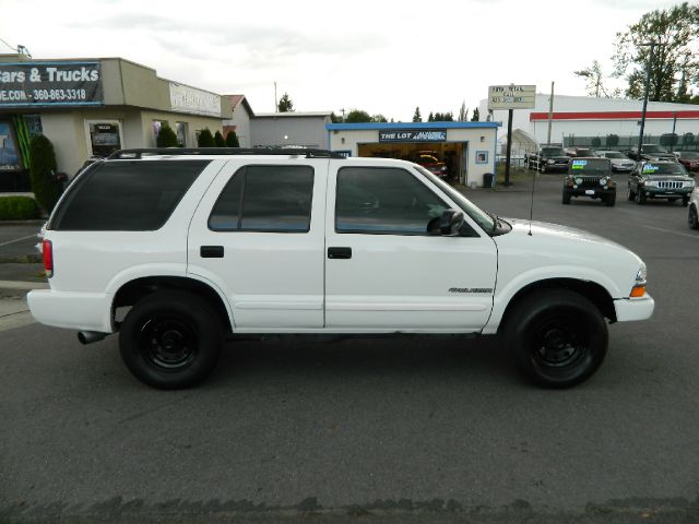 2004 Chevrolet Blazer T6 AWD Leather Moonroof Navigation