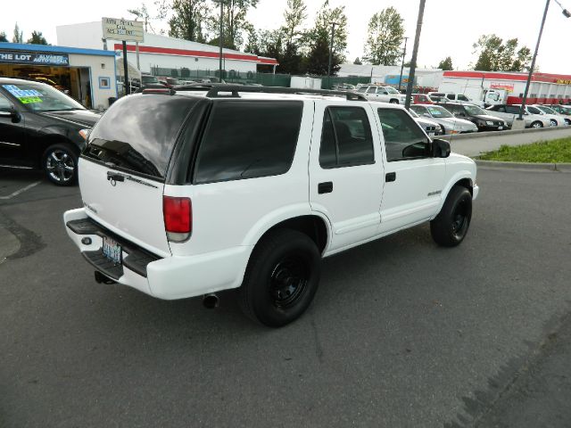 2004 Chevrolet Blazer T6 AWD Leather Moonroof Navigation