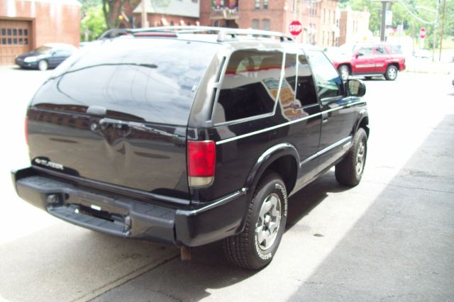 2004 Chevrolet Blazer AWD A SR