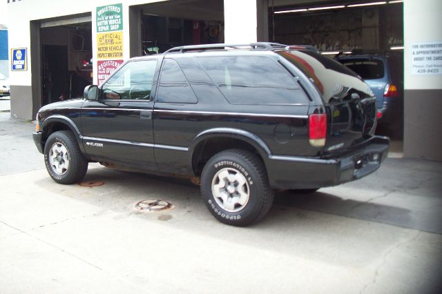 2004 Chevrolet Blazer AWD A SR