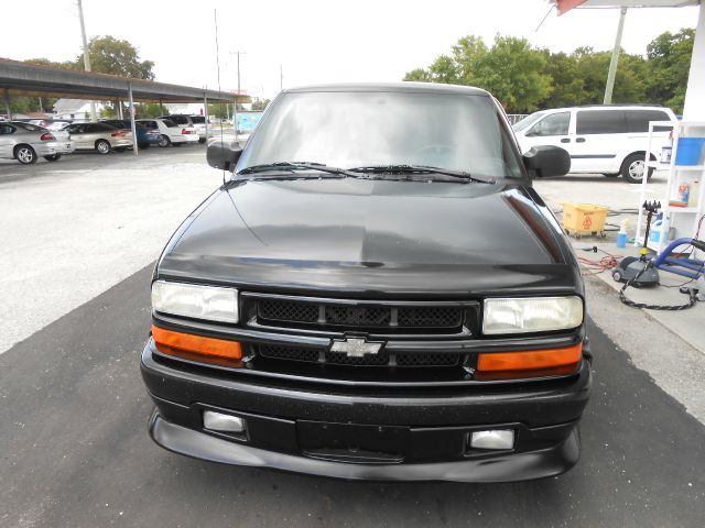 2004 Chevrolet Blazer Awd,roof,luxury