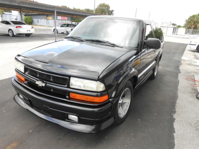 2004 Chevrolet Blazer Awd,roof,luxury