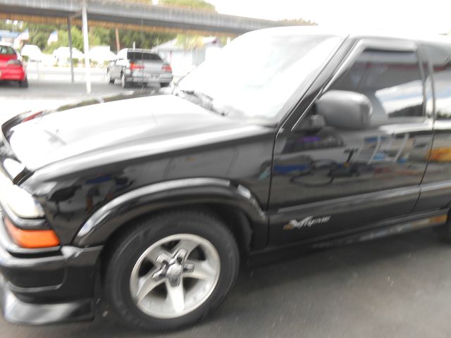 2004 Chevrolet Blazer Awd,roof,luxury