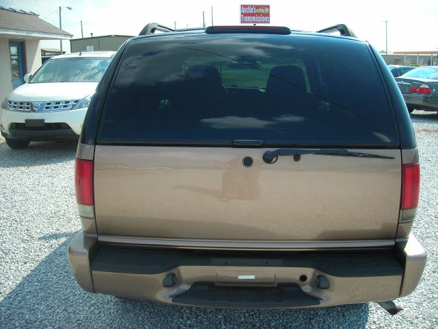 2004 Chevrolet Blazer AWD A SR